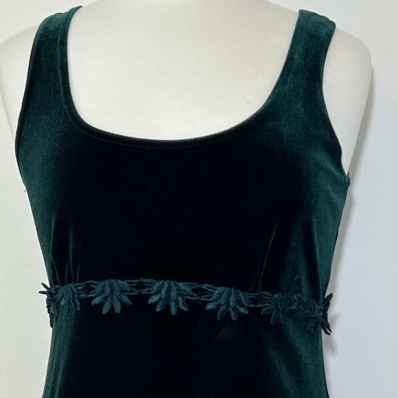Vintage DJI Green Crushed Velvet swing Dress - Picture 2 of 3